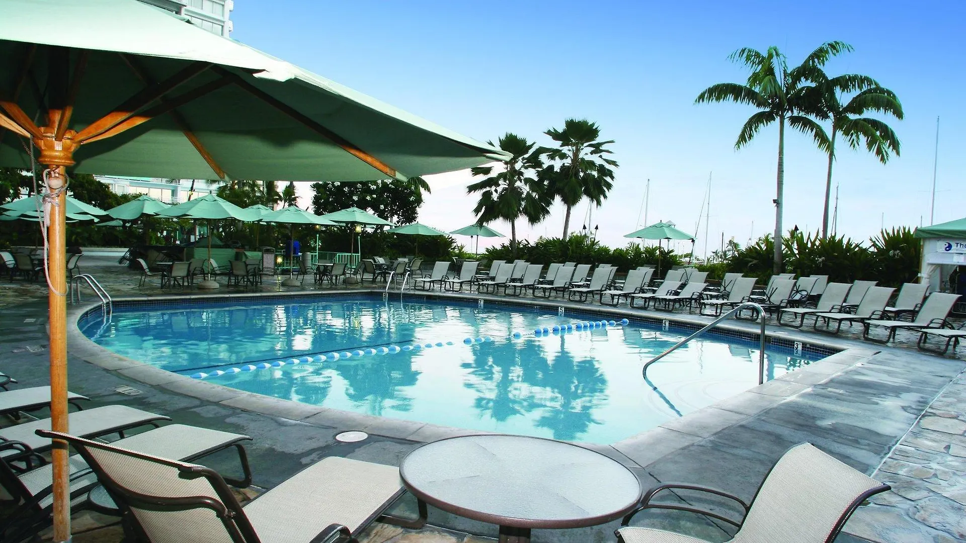Waikiki Marina Resort At The Ilikai Honolulu