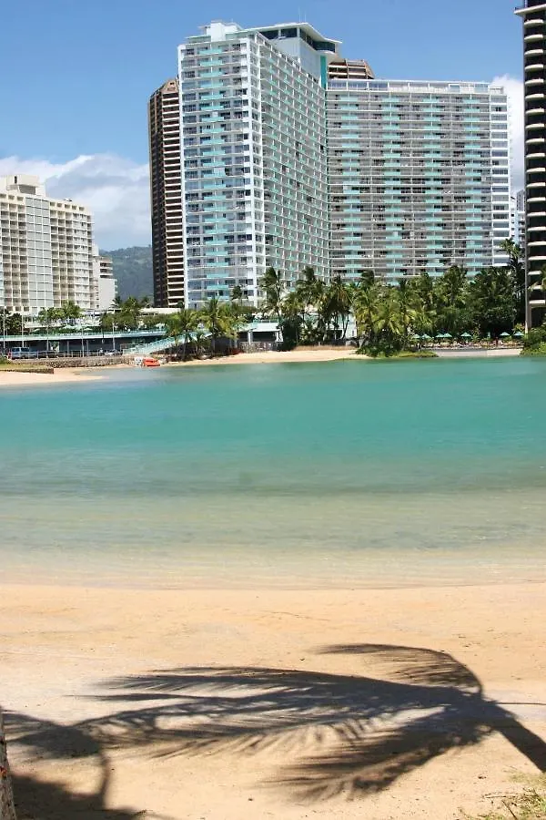 Waikiki Marina Resort At The Ilikai Honolulu